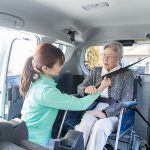 介護タクシーのサービス内容や費用、利用できる人の条件