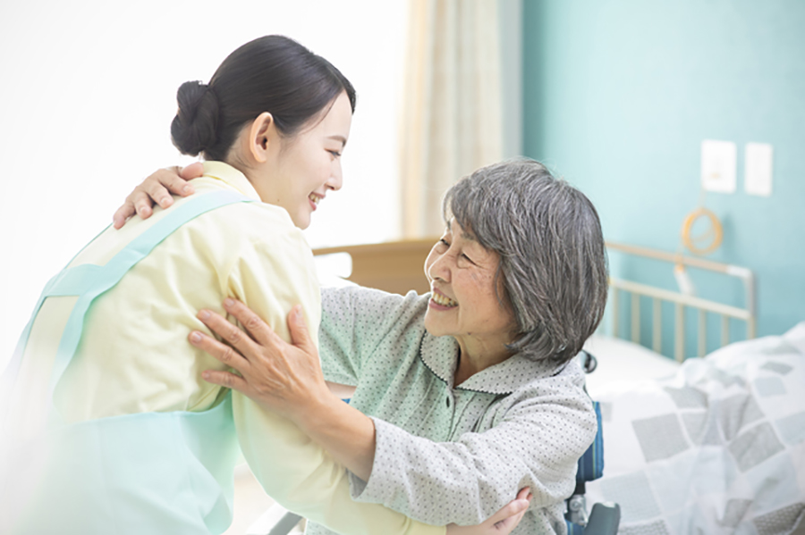 介護付き有料老人ホームは「特定施設入居者生活介護」の指定を受けた施設を指します。