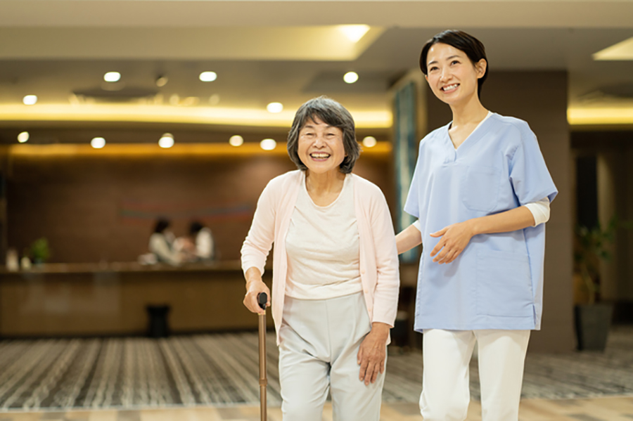 老人ホーム・介護施設は医療機関と連携して入居者の健康を管理している