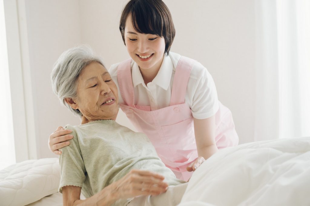 特別養護老人ホーム（特養）のショートステイの特徴｜利用までの流れと5つのポイント