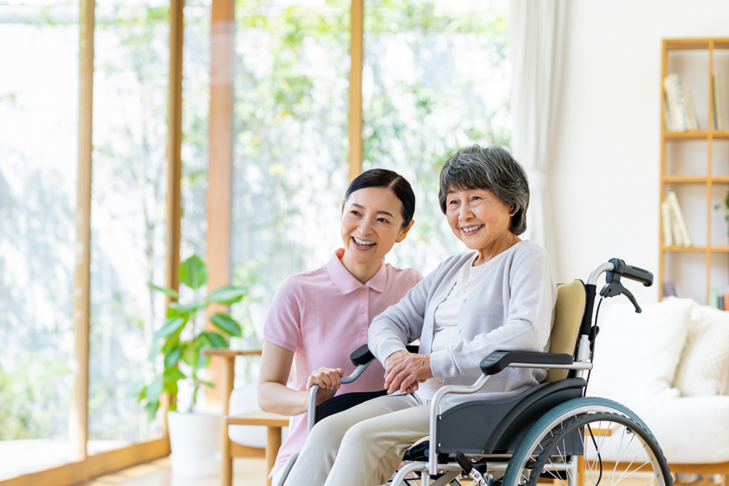 住宅型有料老人ホームで訪問介護を利用する際のメリットと注意点